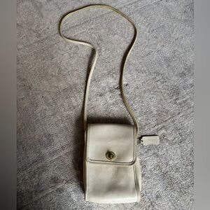 Vintage Coach scooter Crossbody Bag